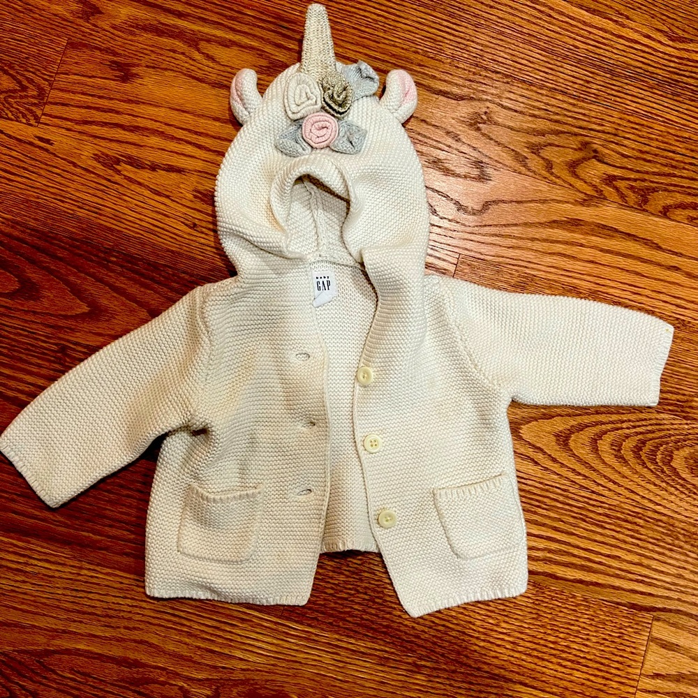 Unicorn sweater